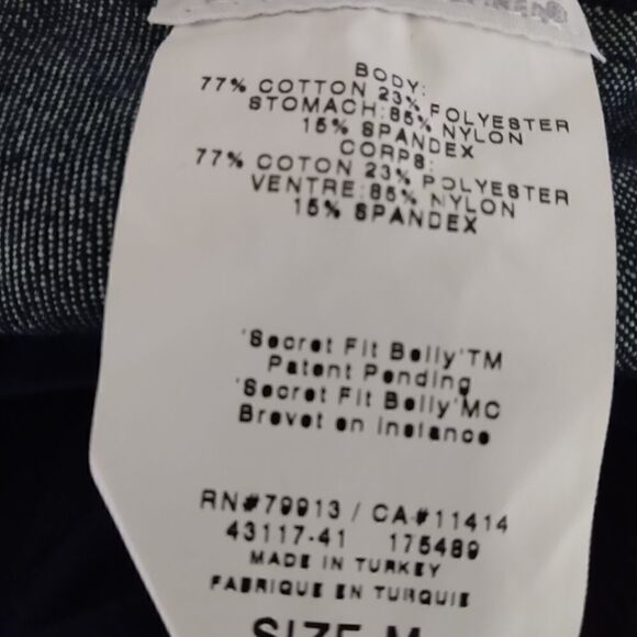 "A Pea in the pod" woman's maternity jeans. - Picture 5 of 5